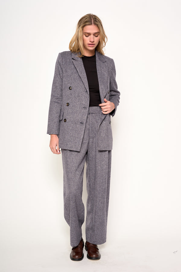 ANTHONY BLAZER - J0451O