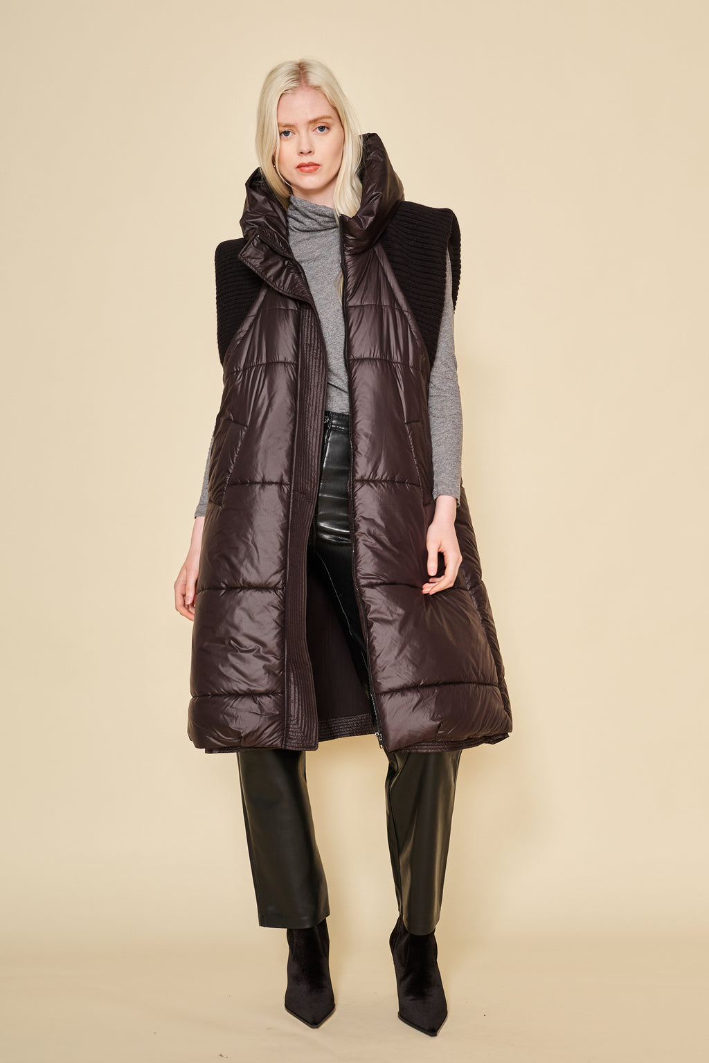 J1431A_JAVAPUFFERVEST_BLACK_4_